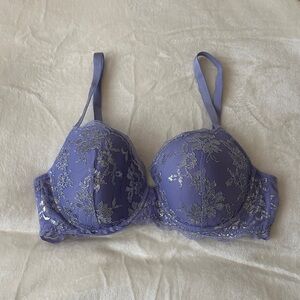 Victoria’s Secret Lilac Purple Lace Lined Demi Bra